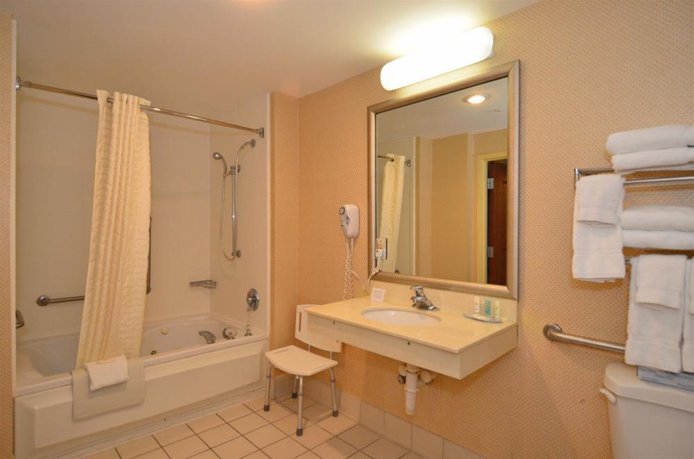 Comfort Inn & Suites Lantana - West Palm Beach South Exterior foto